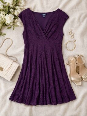 gold dress outfit Velvi - Eclipse Gown - - V-neck Sequin US Sizes:6.5 Men's = 8 Women's The set includes a Jessika Pink Chicken Little Girls